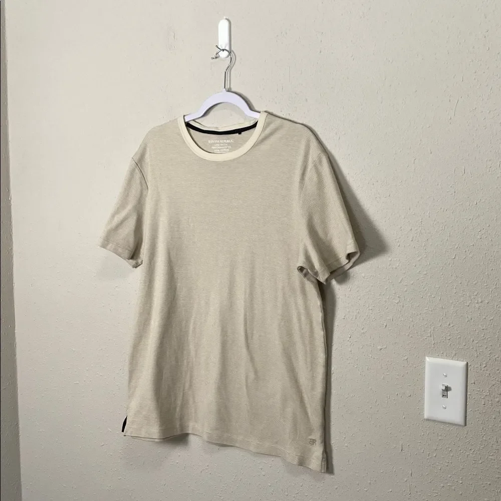 Banana Republic Luxe Touch Performance Tee XL Beige Striped Cotton Short Sleeve